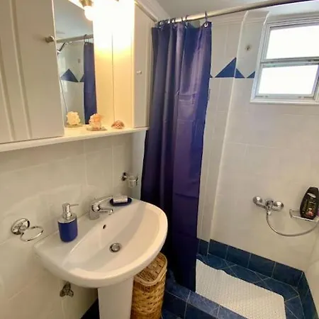 Apartman Deval • • *