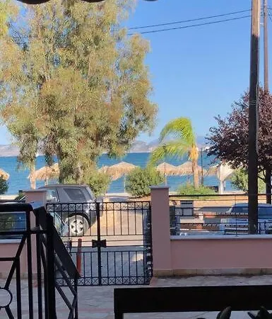 Apartman Deval • • *