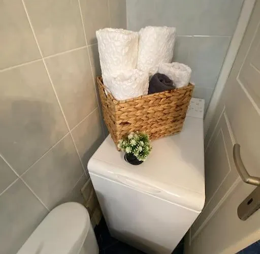 Deval • • Kivérion